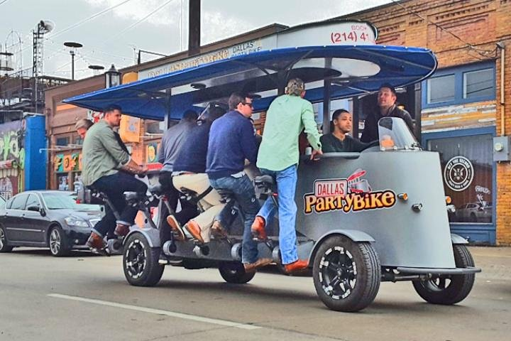 Cruising Deep Ellum